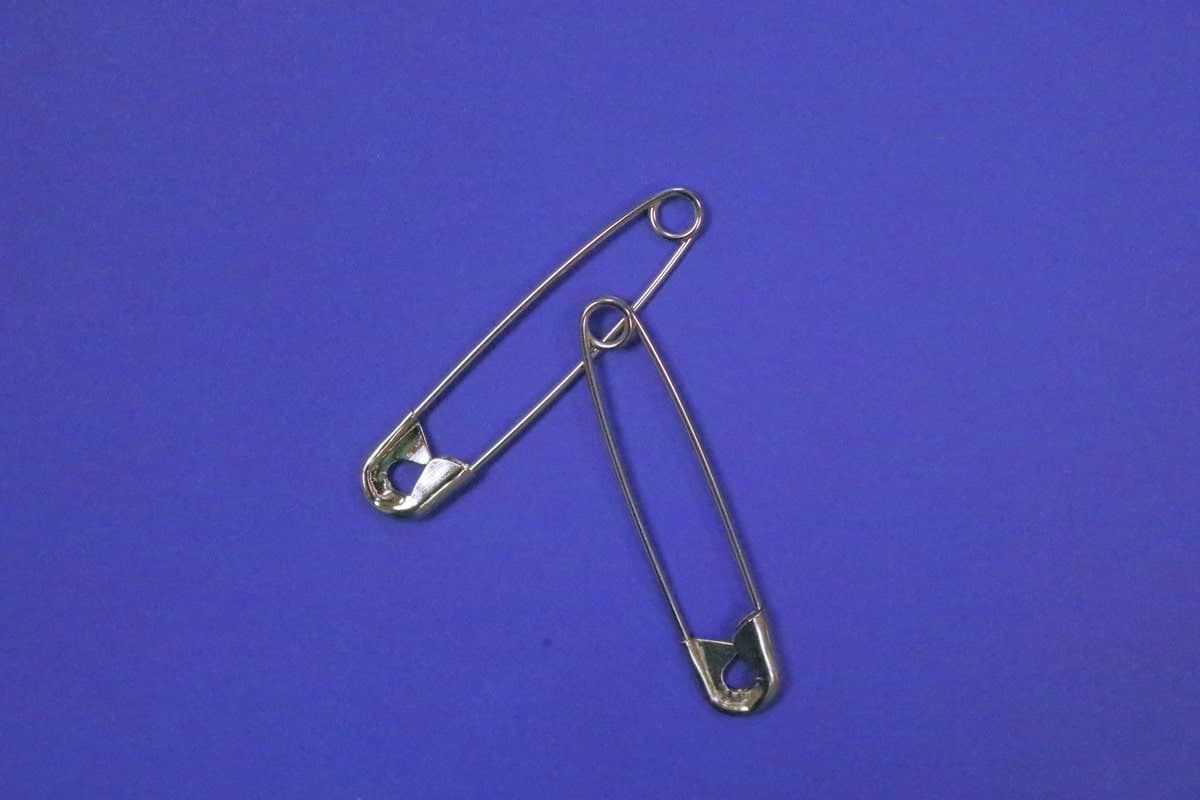Safety Pins, image 1